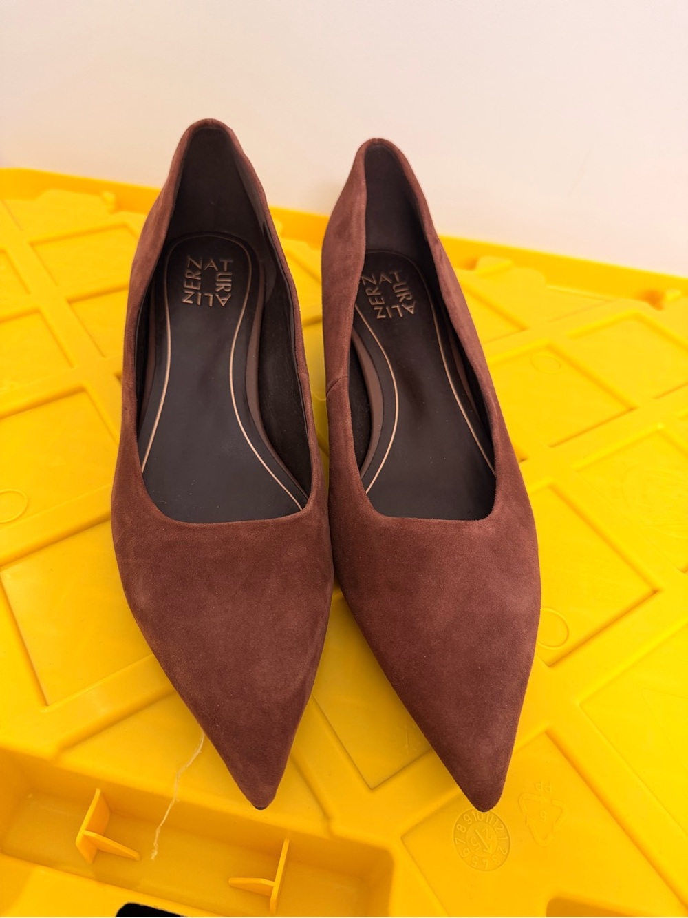 Naturalizer Brown Pointed-Toe Suede Flats